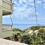 Joni Hotel