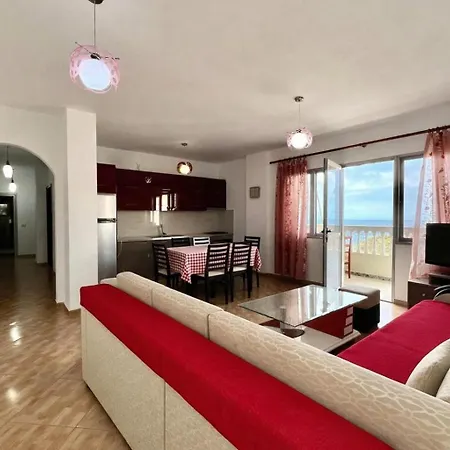 Joni 4* Lukove